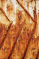 Image showing rusting metal