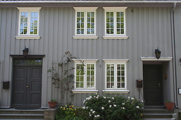 Image showing beatiful wooden house in Drøbak