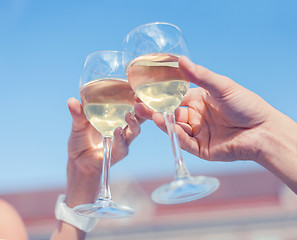 Image showing couple drinking wine in cafe