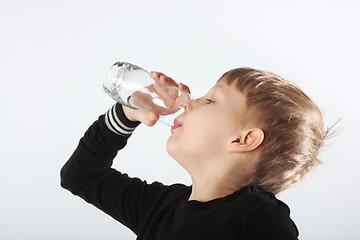 Image showing thirsty boy