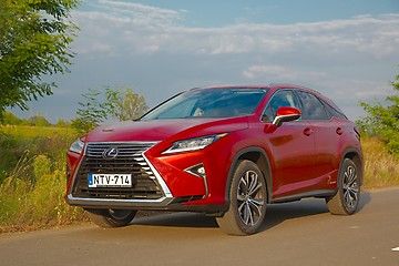 Image showing Lexus RX450h on the road