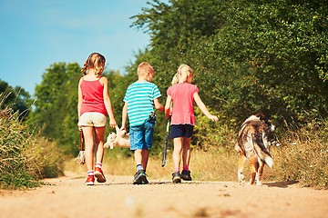 Image showing Siblings in nature