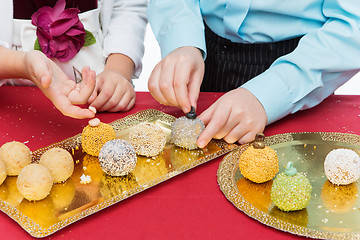 Image showing Children making christmas dessert