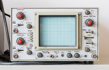 Image showing Old oscilloscope, technical equipment