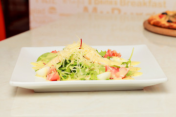 Image showing salad with eggs, tomatoes, chicken and cheese