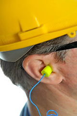 Image showing earplug into the ear