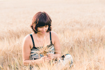 Image showing beauty woman in barley field