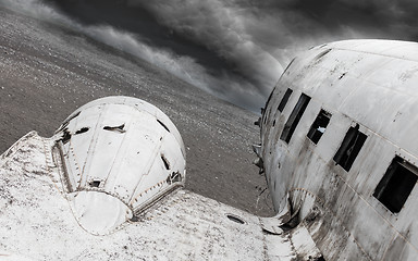 Image showing The abandoned wreck of a US military plane on Southern Iceland -