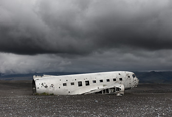 Image showing The abandoned wreck of a US military plane on Southern Iceland -