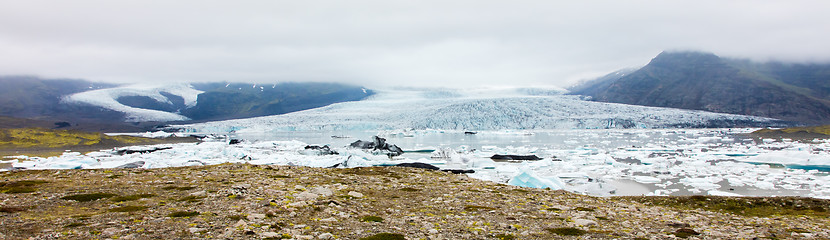 Image showing Jokulsarlon is a large glacial lake in southeast Iceland