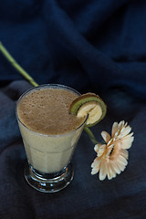 Image showing smoothie made from kiwi, bananas and orange juice