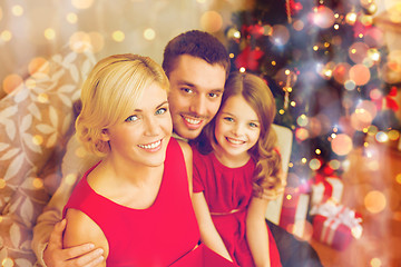 Image showing happy family at home