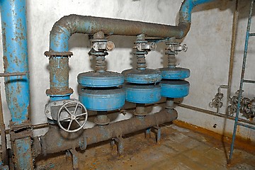 Image showing Pipes in an underground bunker