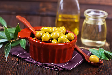 Image showing green olives