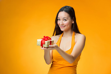 Image showing Chinese girl with a gift
