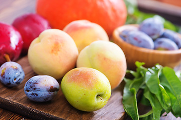 Image showing autumn fruits