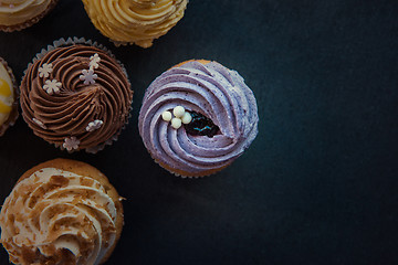 Image showing Cupcakes desert cream