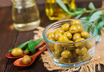 Image showing green olives