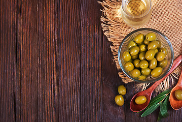 Image showing green olives