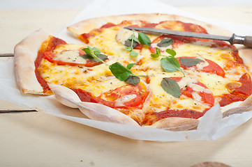 Image showing Italian pizza Margherita