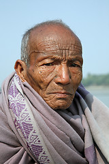 Image showing Portrait of a day laborer in Kumrokhali, West Bengal, India