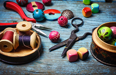 Image showing Set beads for making jewelry