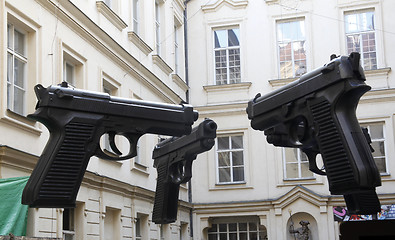 Image showing Guns in prague