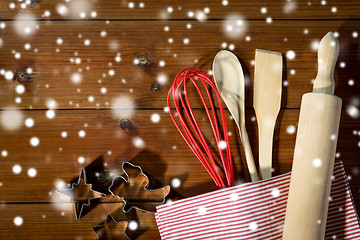 Image showing close up of kitchenware set for baking gingerbread