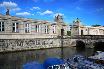 Image showing The Marble Bridge over canal, Christiansborg Palace in Copenhage