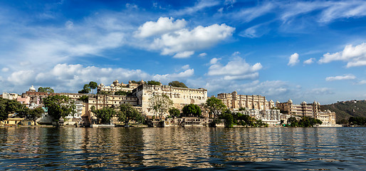 Image showing City Palace panorama from the lake. Udaipur, Rajasthan, India