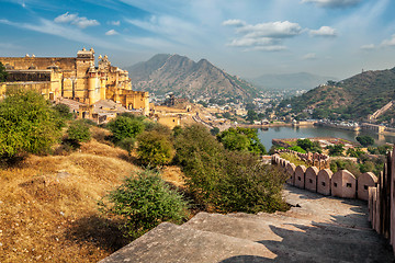 Image showing View of Amer (Amber) fort, Rajasthan, India