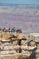 Image showing Crowded view point at the Grand Canyon National park