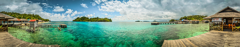 Image showing Clear blue sea