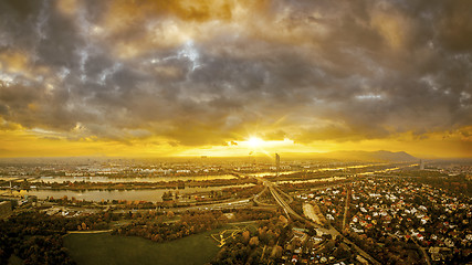 Image showing beautiful sunset over Vienna