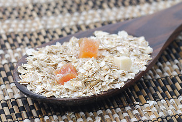 Image showing Oats flakes
