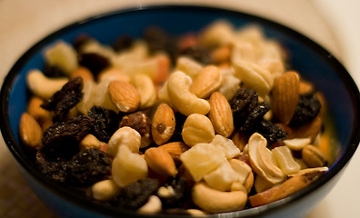 Image showing mixed nuts and dried fruits