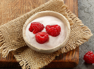 Image showing bowl of yogurt