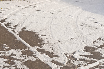 Image showing wheel prints