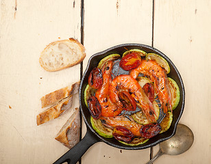 Image showing roasted shrimps with zucchini and tomatoes