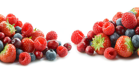 Image showing heap of various fresh berries