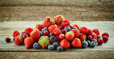 Image showing heap of fresh berries