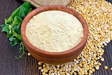 Image showing Flour pea in bowl on board