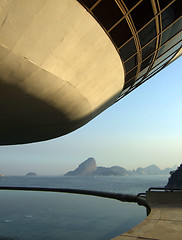 Image showing Oscar Niemeyer’s Niterói Contemporary  Art Museum and Sugar Loaf