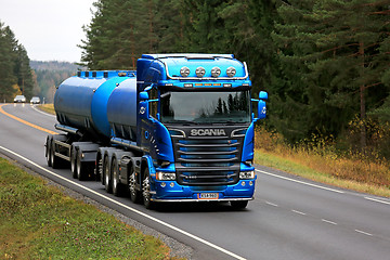 Image showing Scania R580 Tank Truck on Rural Road