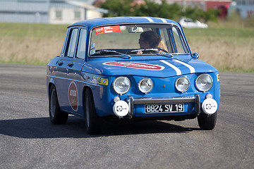 Image showing Renault 8