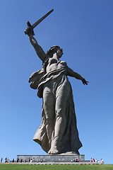 Image showing Giant sculpture of woman with sword