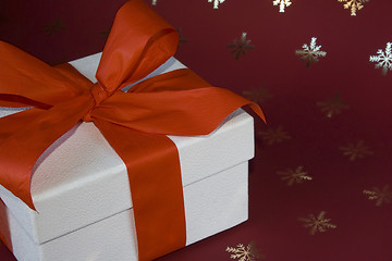 Image showing White box present