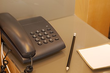 Image showing Phone and notes