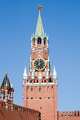 Image showing Kremlin tower with clock in Moscow