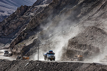 Image showing Indian lorry on road in Himalayas